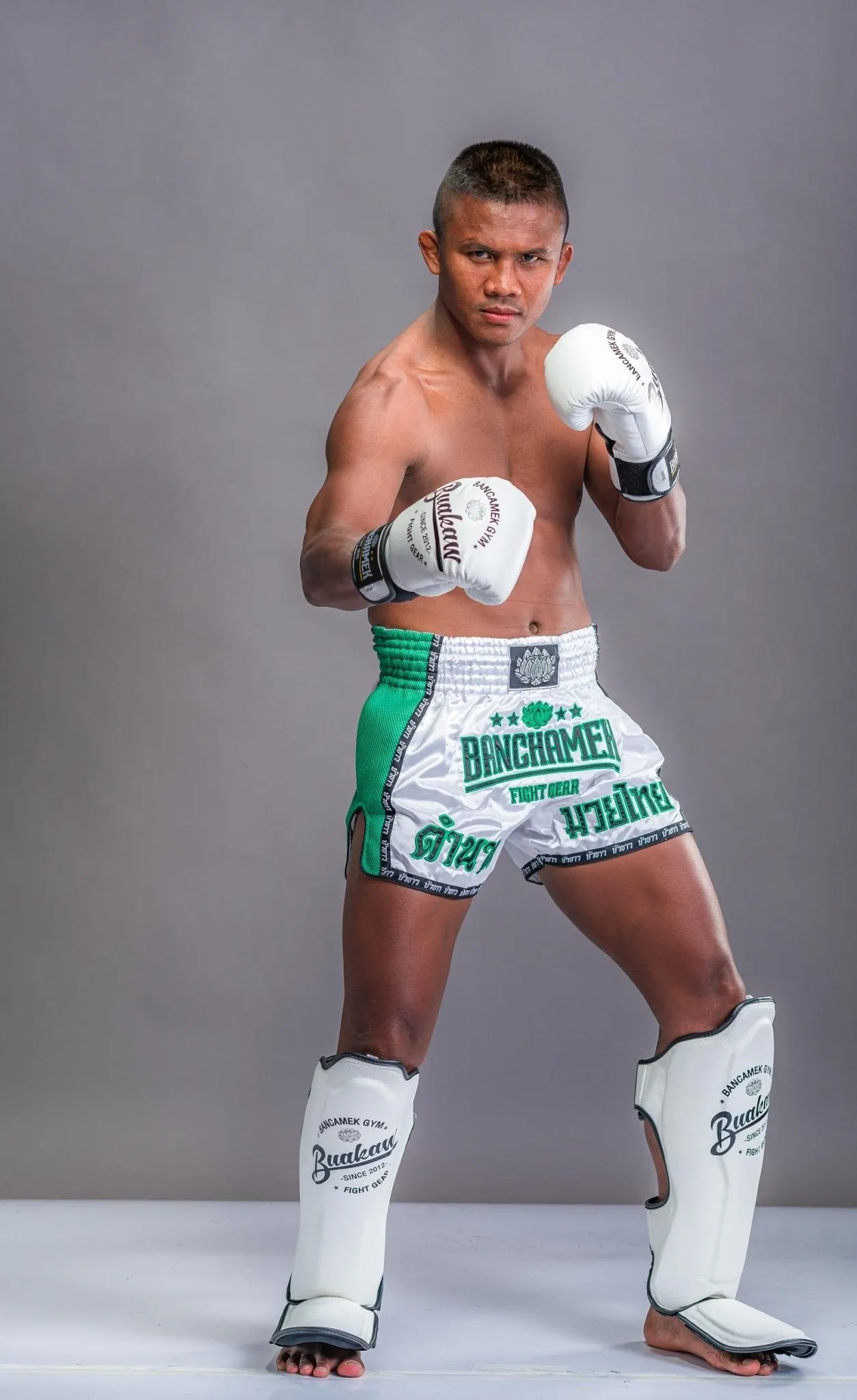 Buakaw Shorts BFG6-1 WHITE GREEN BLACK