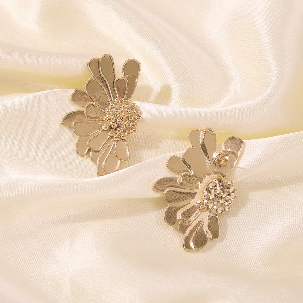 Just Lil Things  Gold Pin Earrings jlt11256