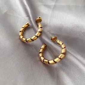 Just Lil Things  Gold Pin  Earrings jlt11702