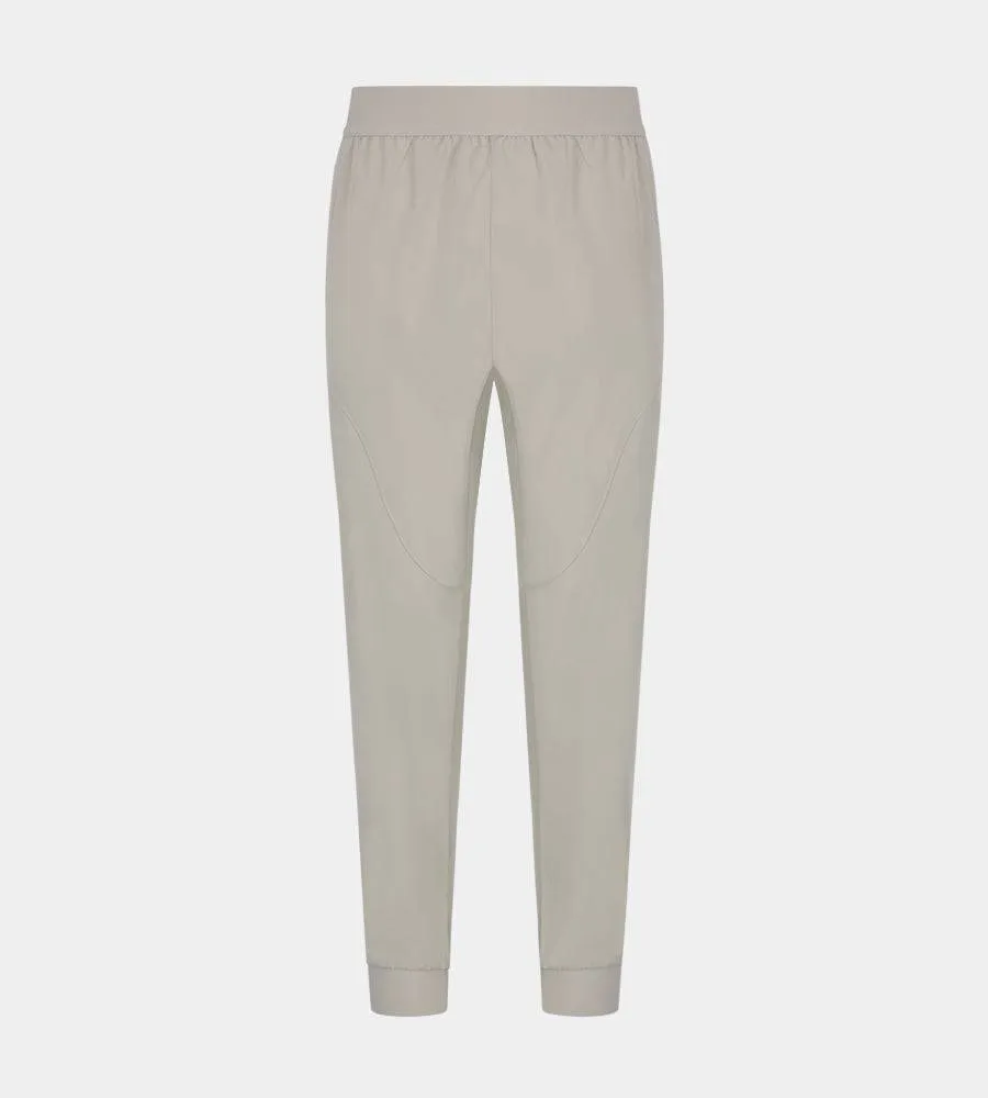 LUXE GOLF JOGGERS - KHAKI