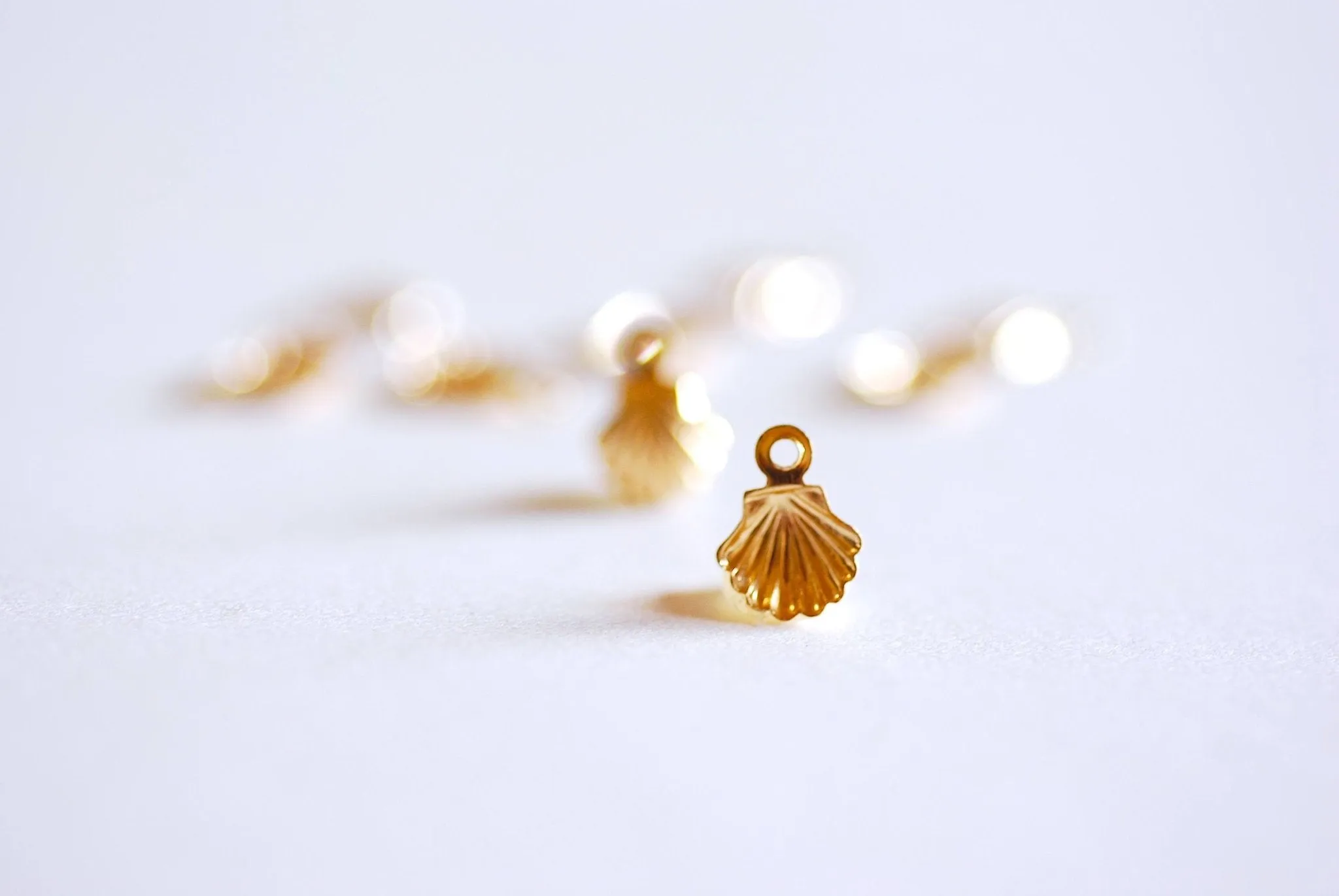 Small 14k Wholesale Gold Filled Seashell charm, 14k gf, beach conch empty sea shell, sea life, marine life, clam shell, oyster shell