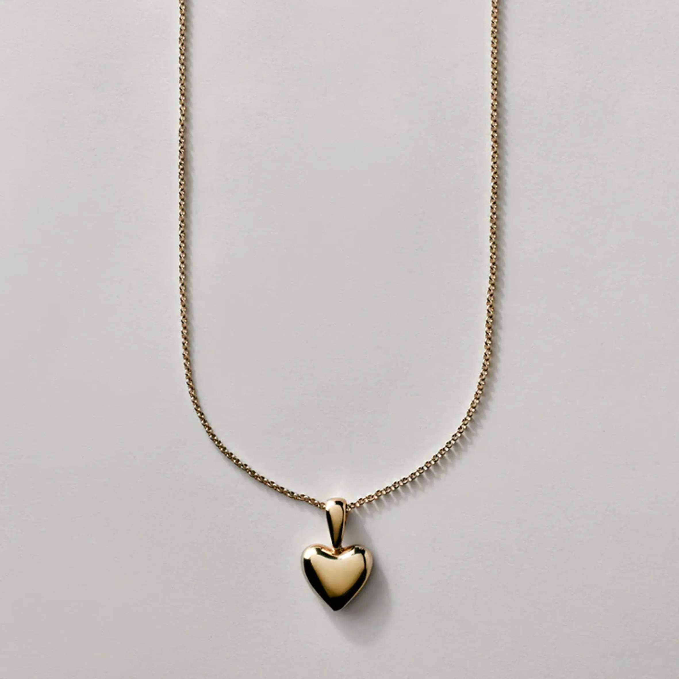 Voluptuous Heart Necklace, Gold